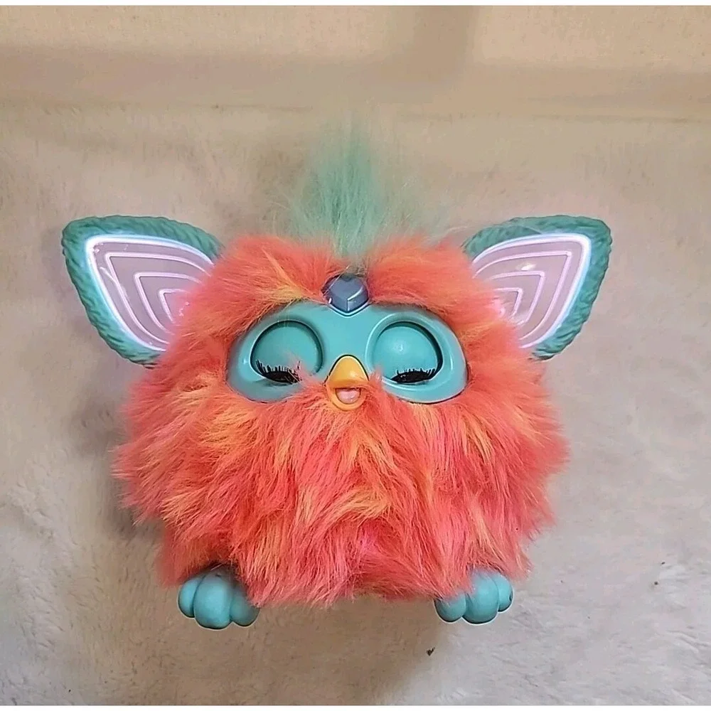 2023 Hasbro Furby Interactive Plush - Coral - Works - Moving Light Up‎ Ears Toy